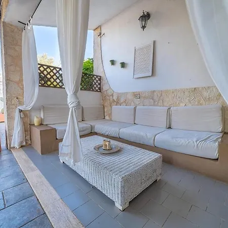 Sunshine House - Con Ampi Spazi, Piscina E Comfort Moderni Apartment