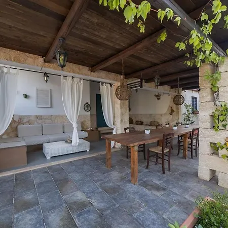 Apartment Sunshine House - Con Ampi Spazi, Piscina E Comfort Moderni Ceglie Messapica