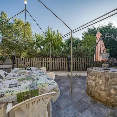 Sunshine House - Con Ampi Spazi, Piscina E Comfort Moderni * Ceglie Messapica